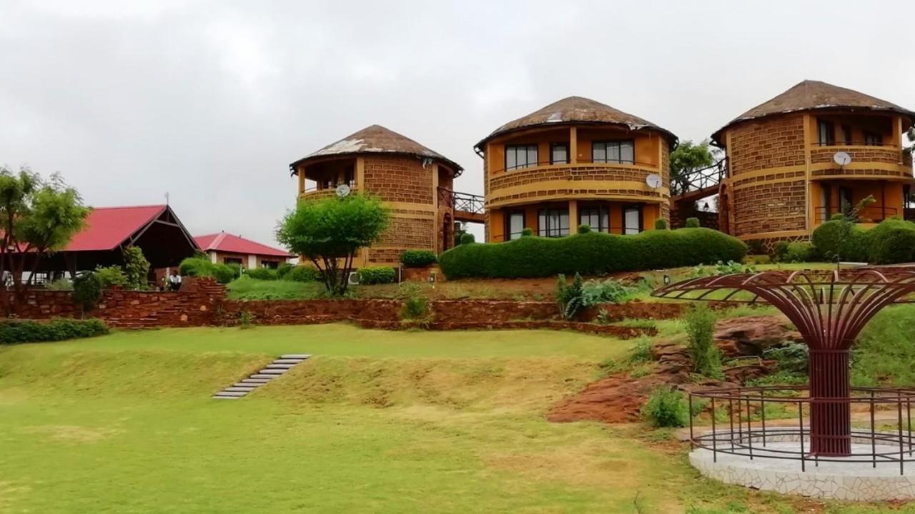 La Kamp Resort Bhuj Exterior photo