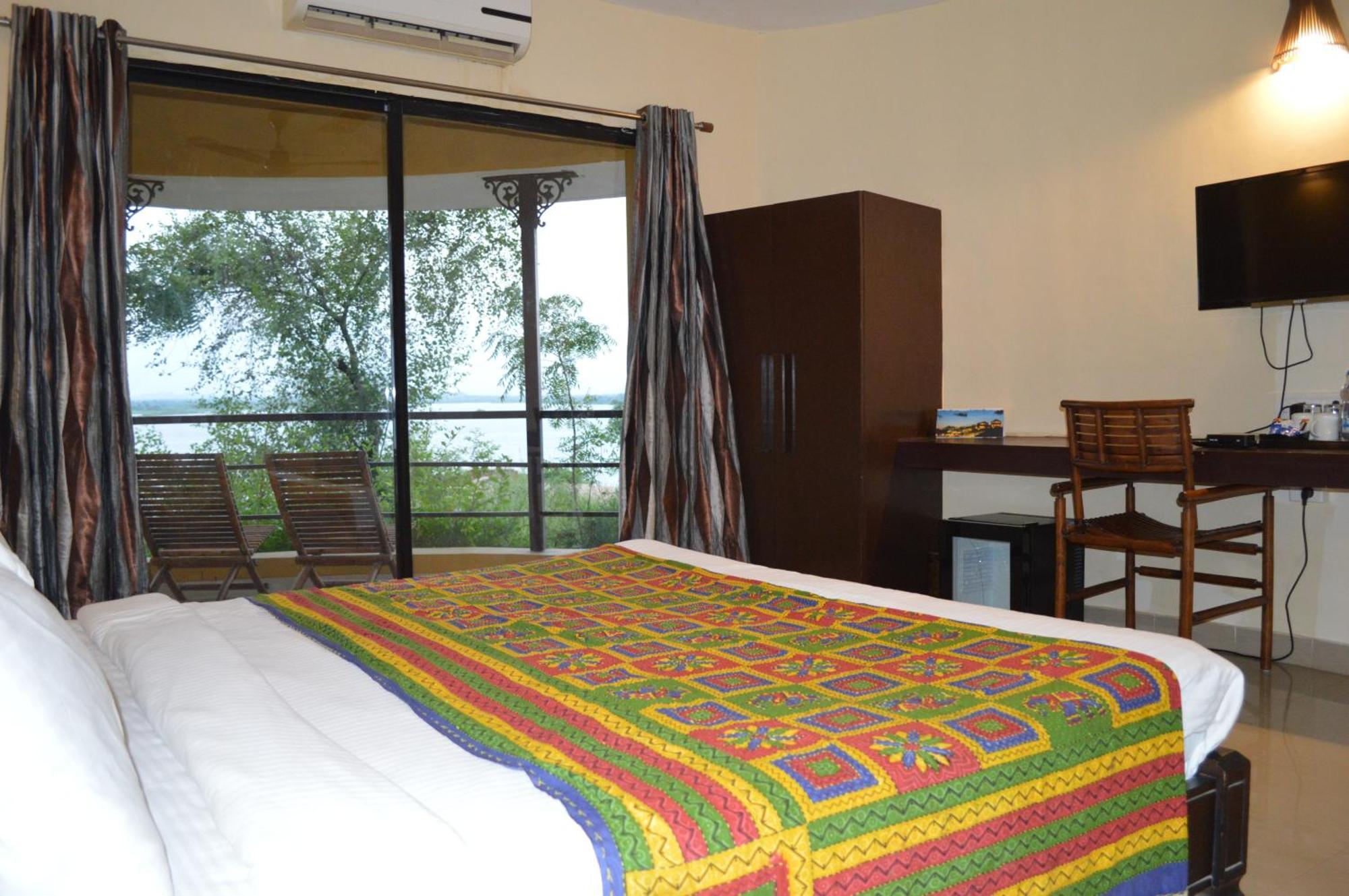 La Kamp Resort Bhuj Exterior photo